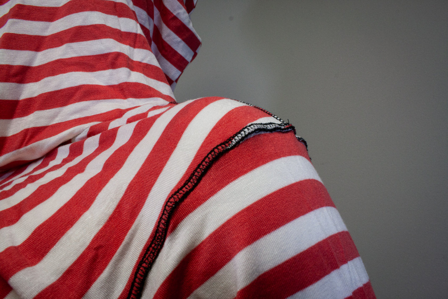 CANDY STRIPE CROPPED PULLOVER HOODIE