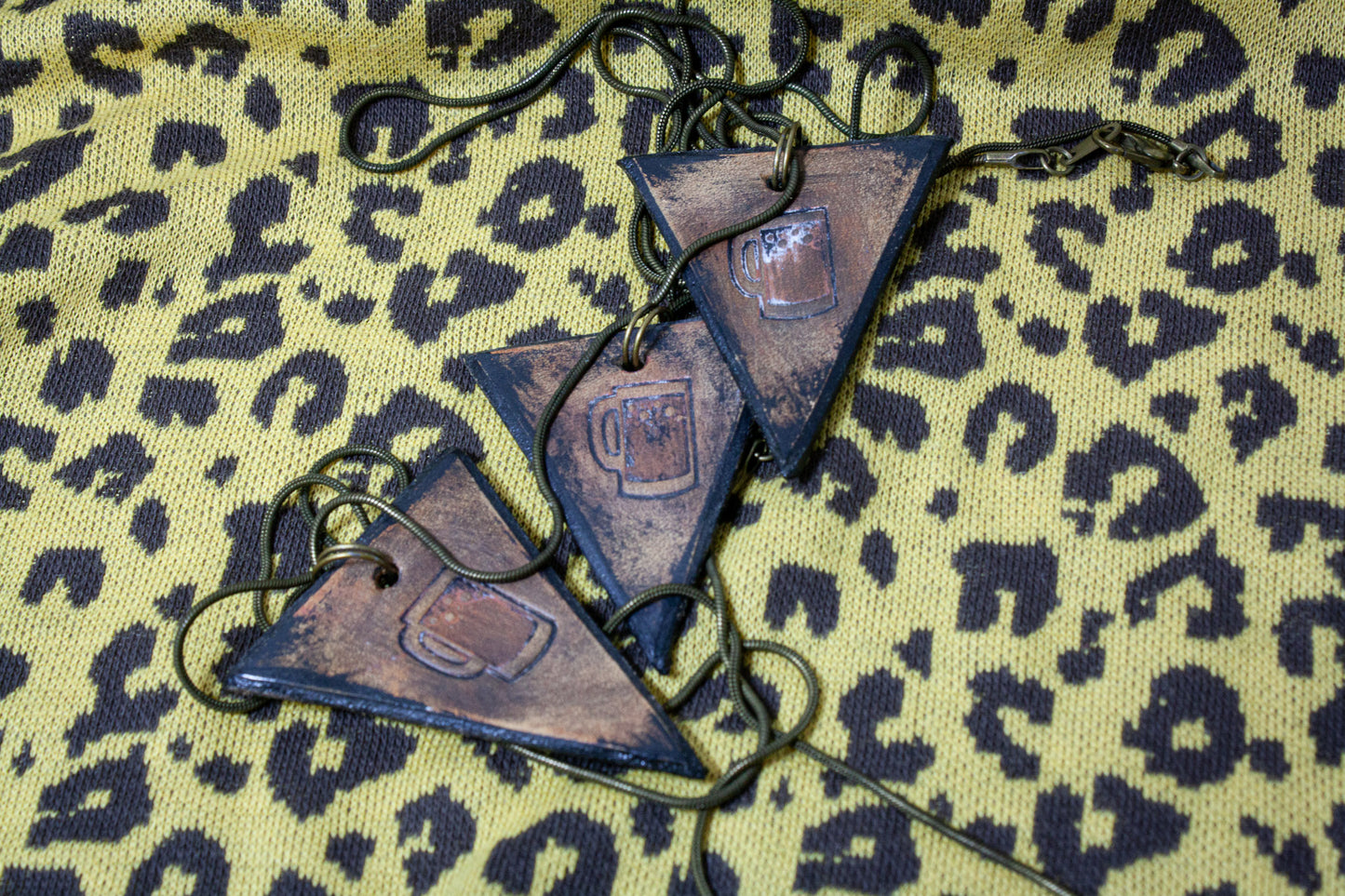BEER STEIN - DYSTOPIAN TRINKET NECKLACE