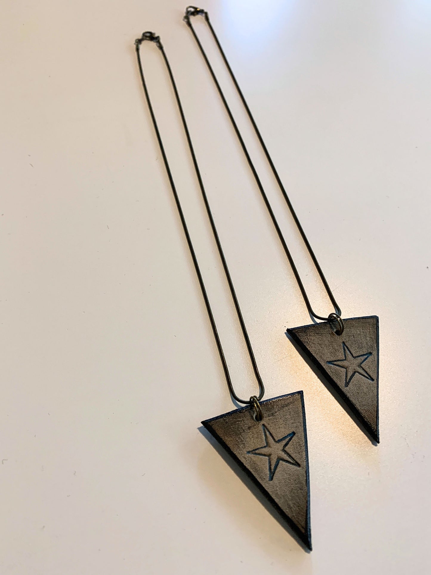 STAR NECKLACE - Embossed Leather