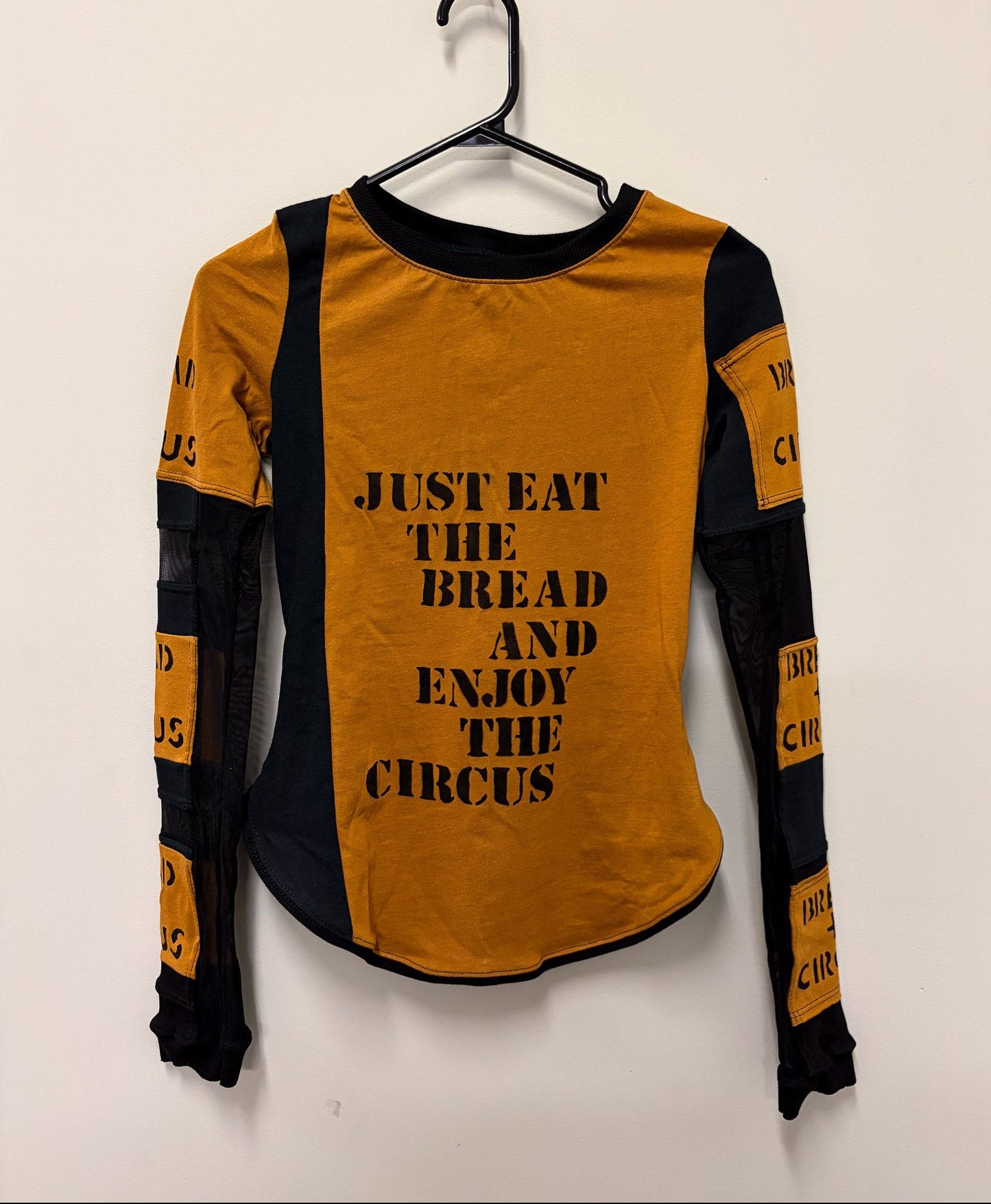 OCHRE MALICE - Long Sleeve Shirt
