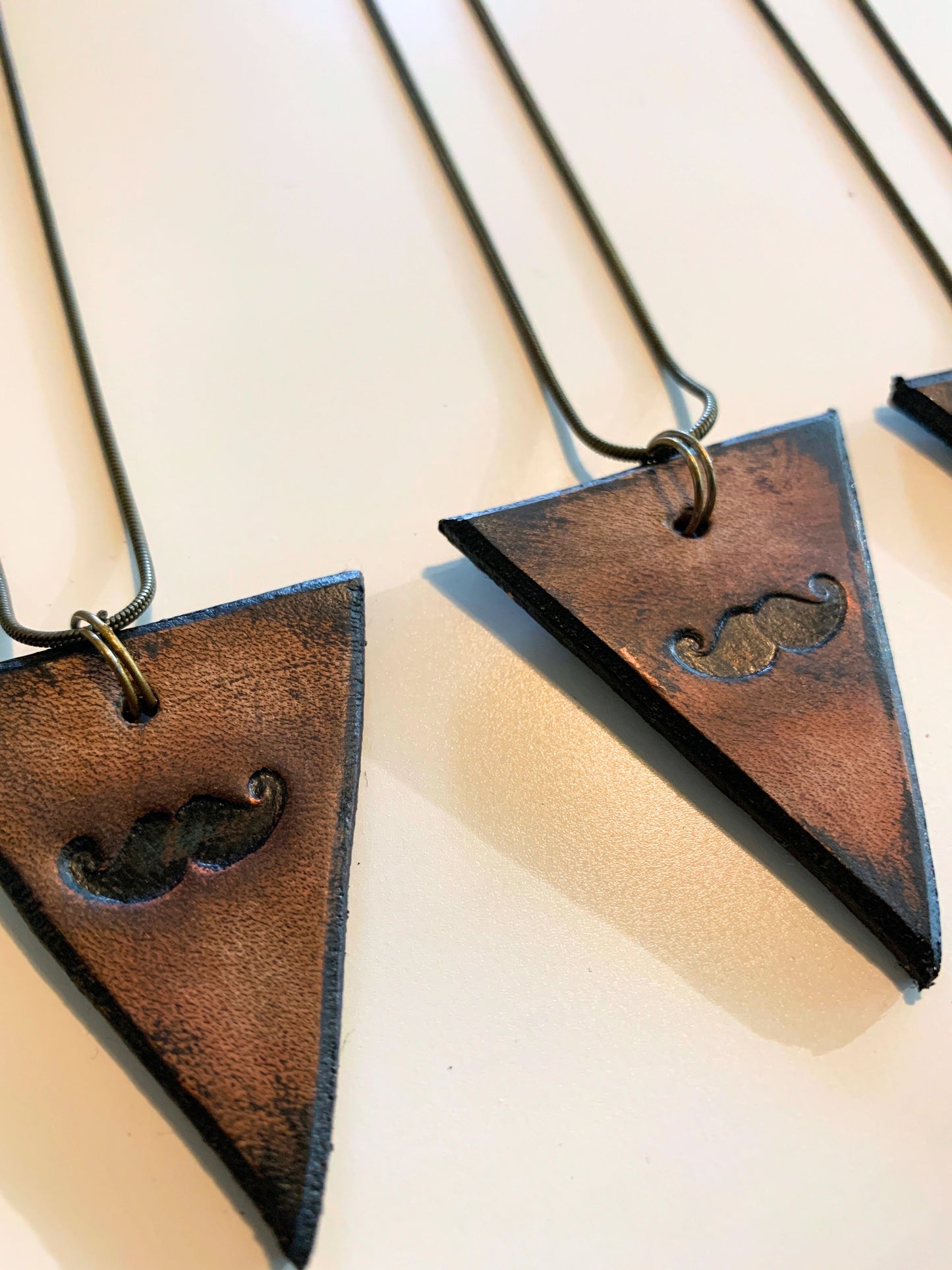 MUSTACHE NECKLACE - Embossed Leather