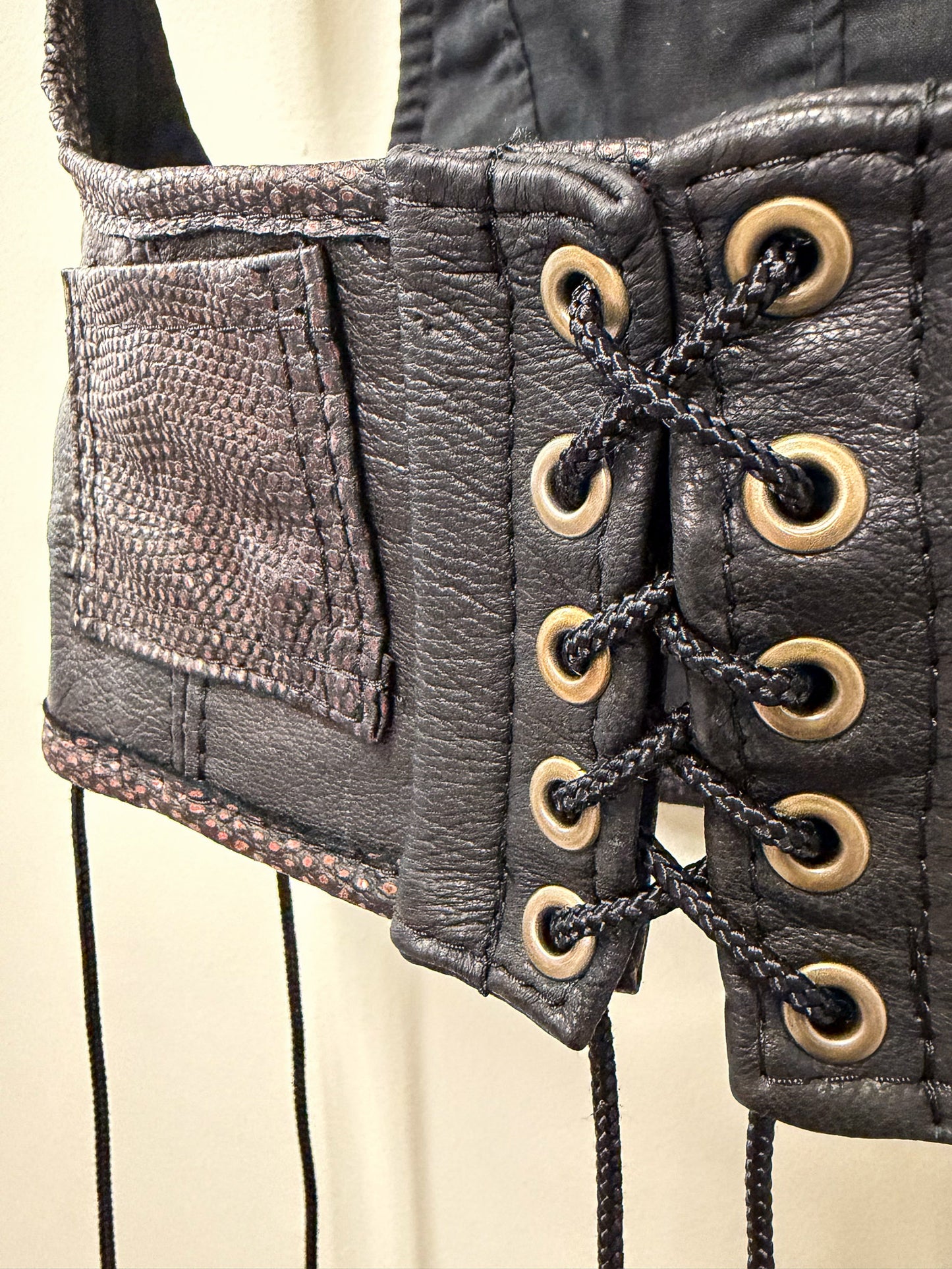 RIB BREAKER - Black Leather Bustier