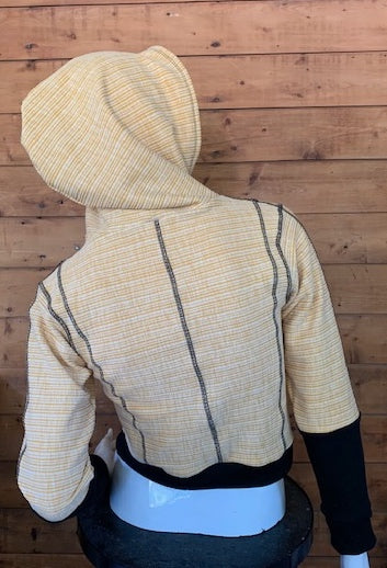 YELLOW JACKET - CROPPED PULLOVER HOODIE