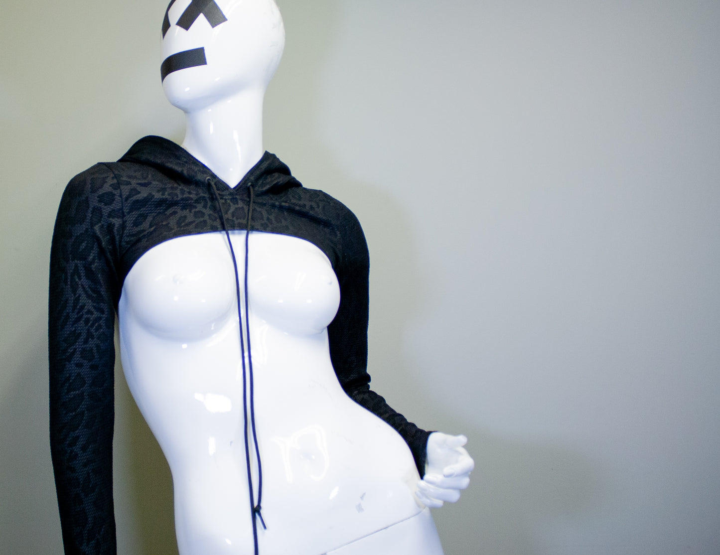 BLACK LEOPARD - MICRO HOODIE