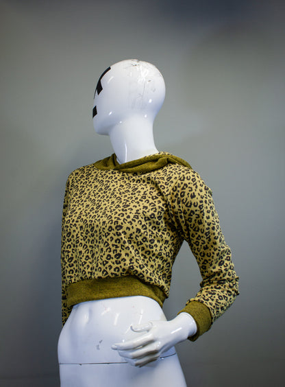 LEOPARD CUSTARD & OLIVE - CROPPED PULLOVER HOODIE