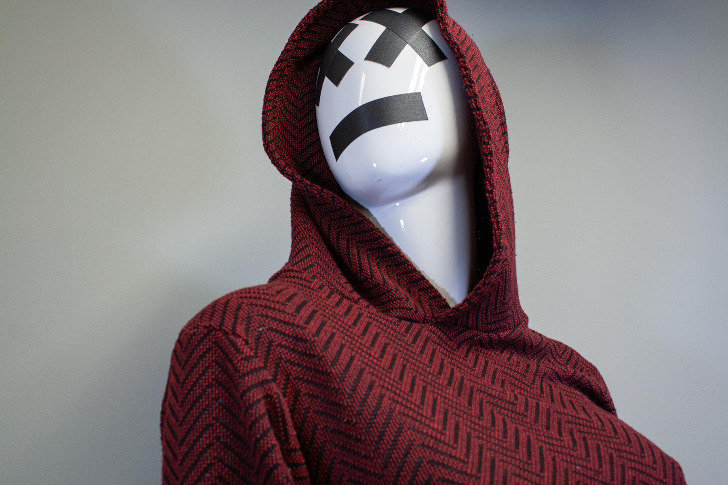 RED CHEVRON - CROPPED PULLOVER HOODIE