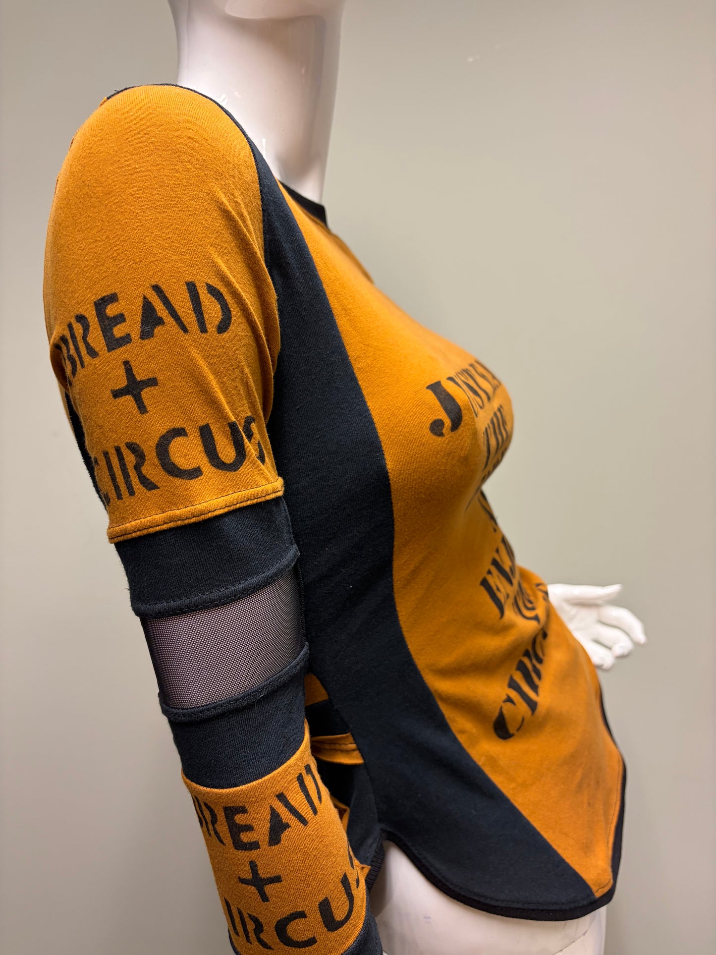 OCHRE MALICE - Long Sleeve Shirt