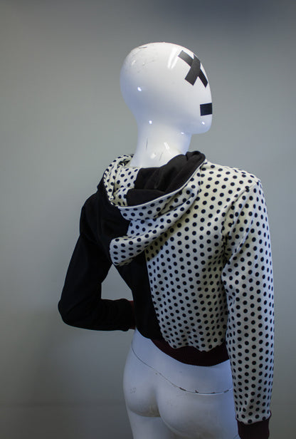 DUALITY DOTS CROPPED PULLOVER HOODIE