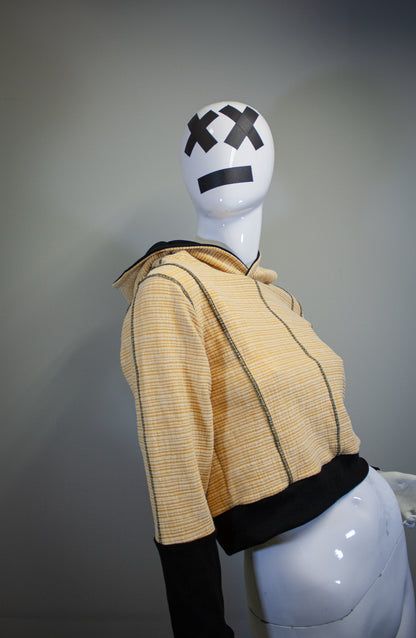 BLACK AND YELLOW - CROPPED PULLOVER HOODIE