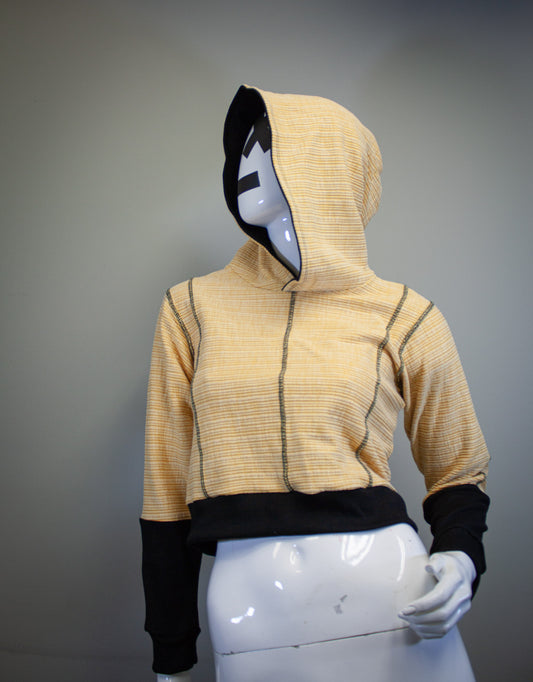 BLACK AND YELLOW - CROPPED PULLOVER HOODIE