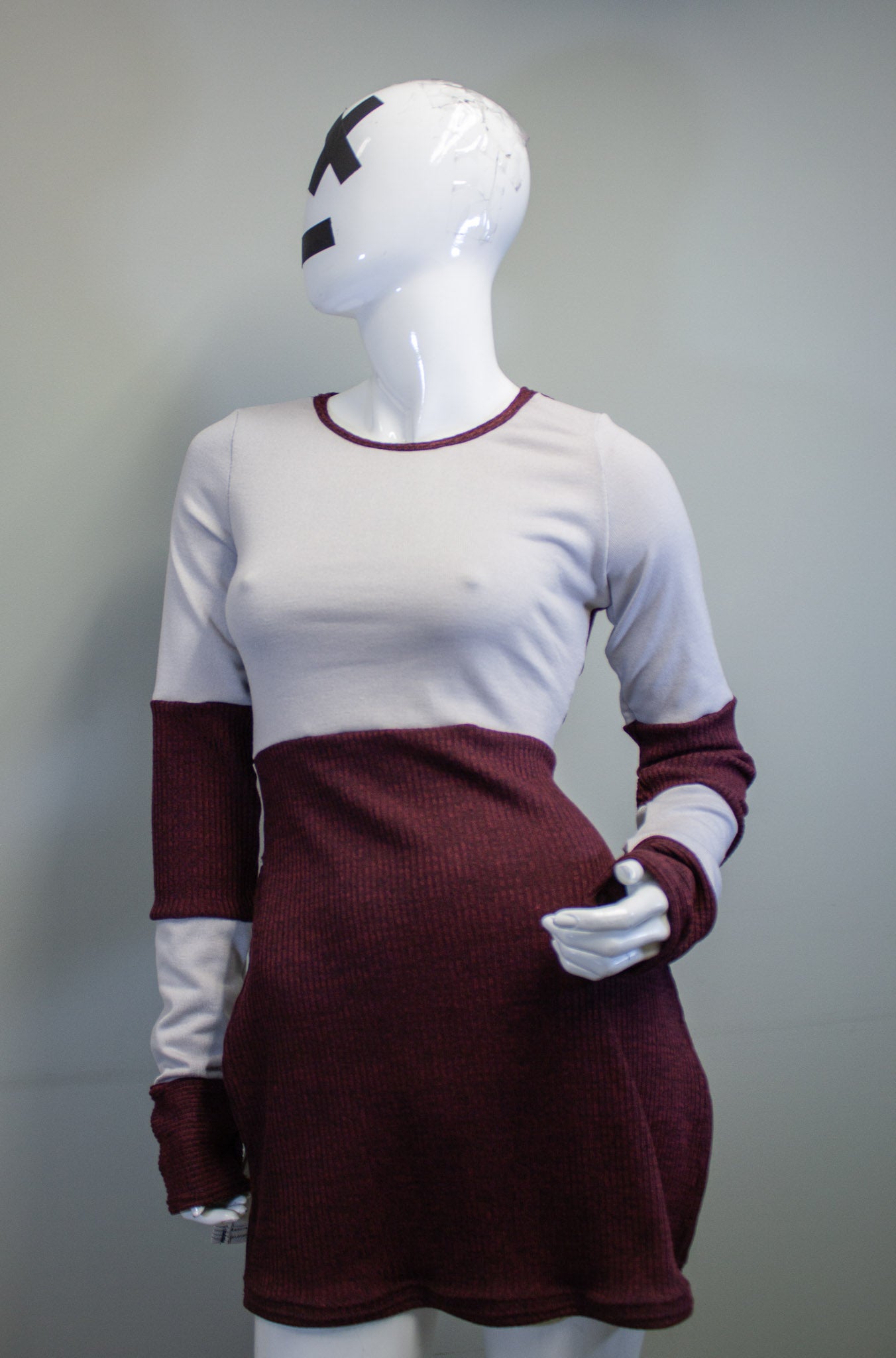 SIDE SLASH SHIRT - GREY AND RED RIB KNIT