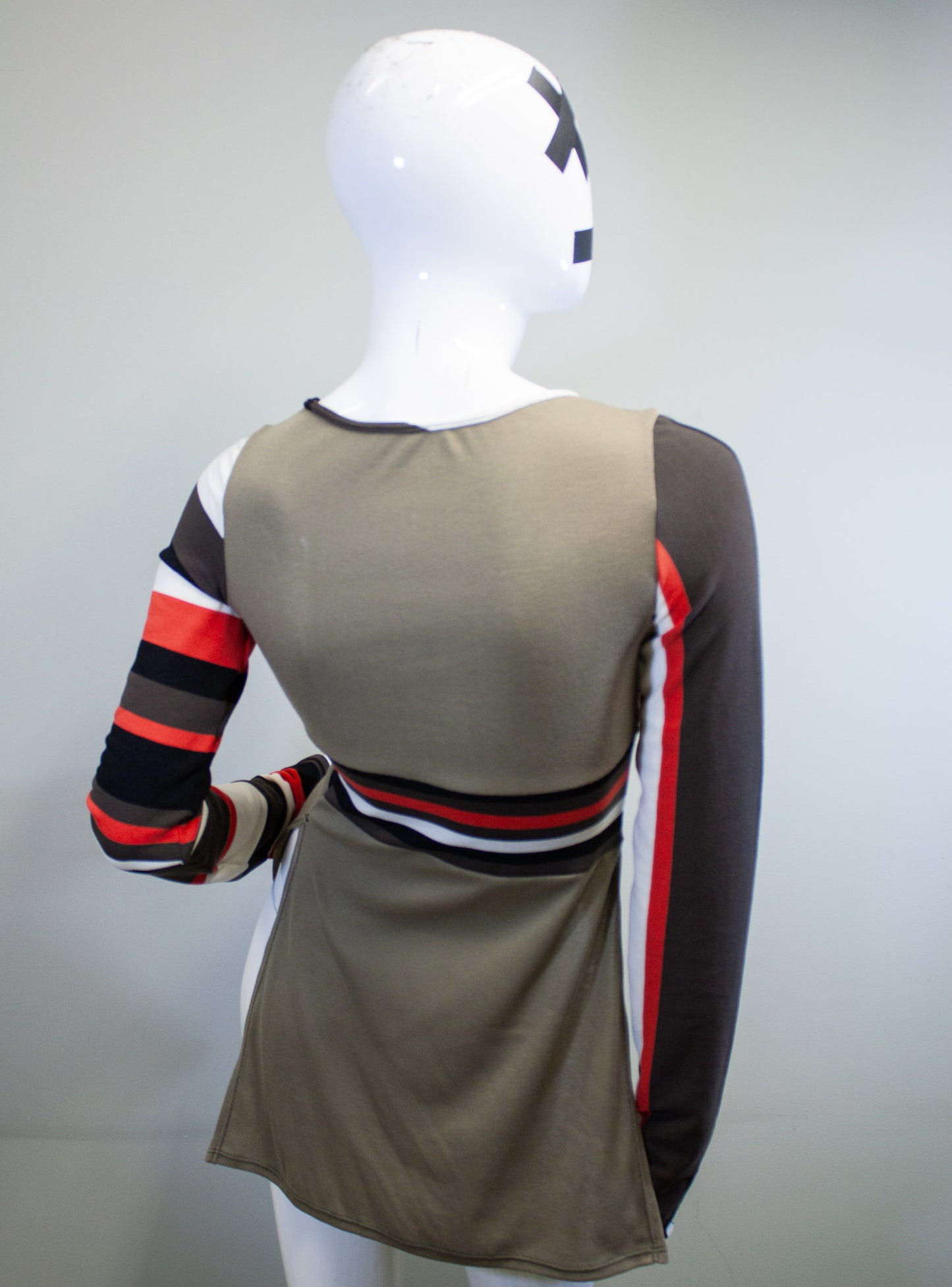 OLIVE + RETRO STRIPE SIDE SLASH SHIRT