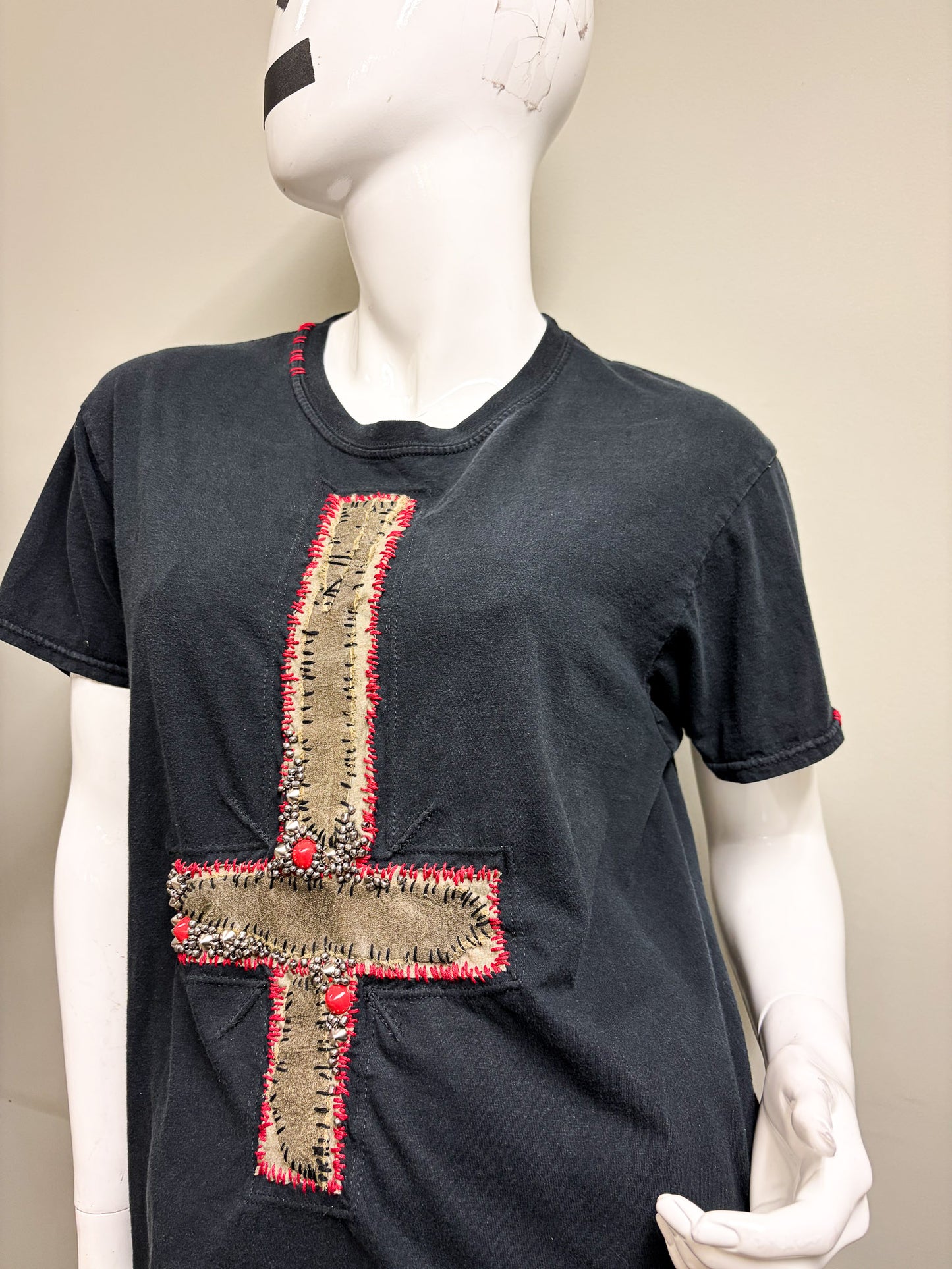 FALSE IDOLS - T-Shirt