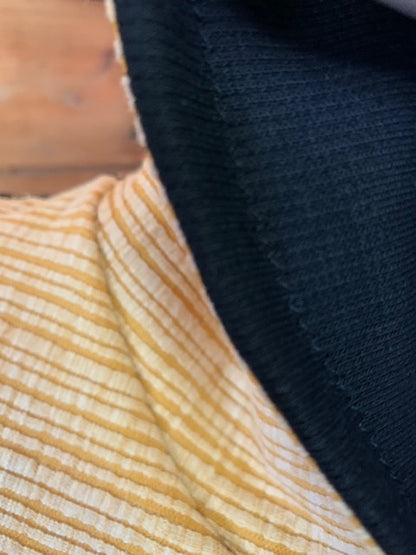 YELLOW JACKET - CROPPED PULLOVER HOODIE