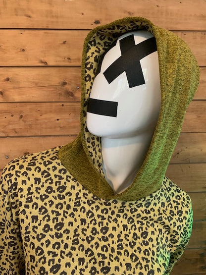 LEOPARD CUSTARD & OLIVE - CROPPED PULLOVER HOODIE