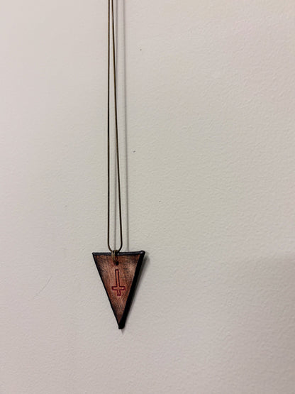INVERTED CROSS - Necklace