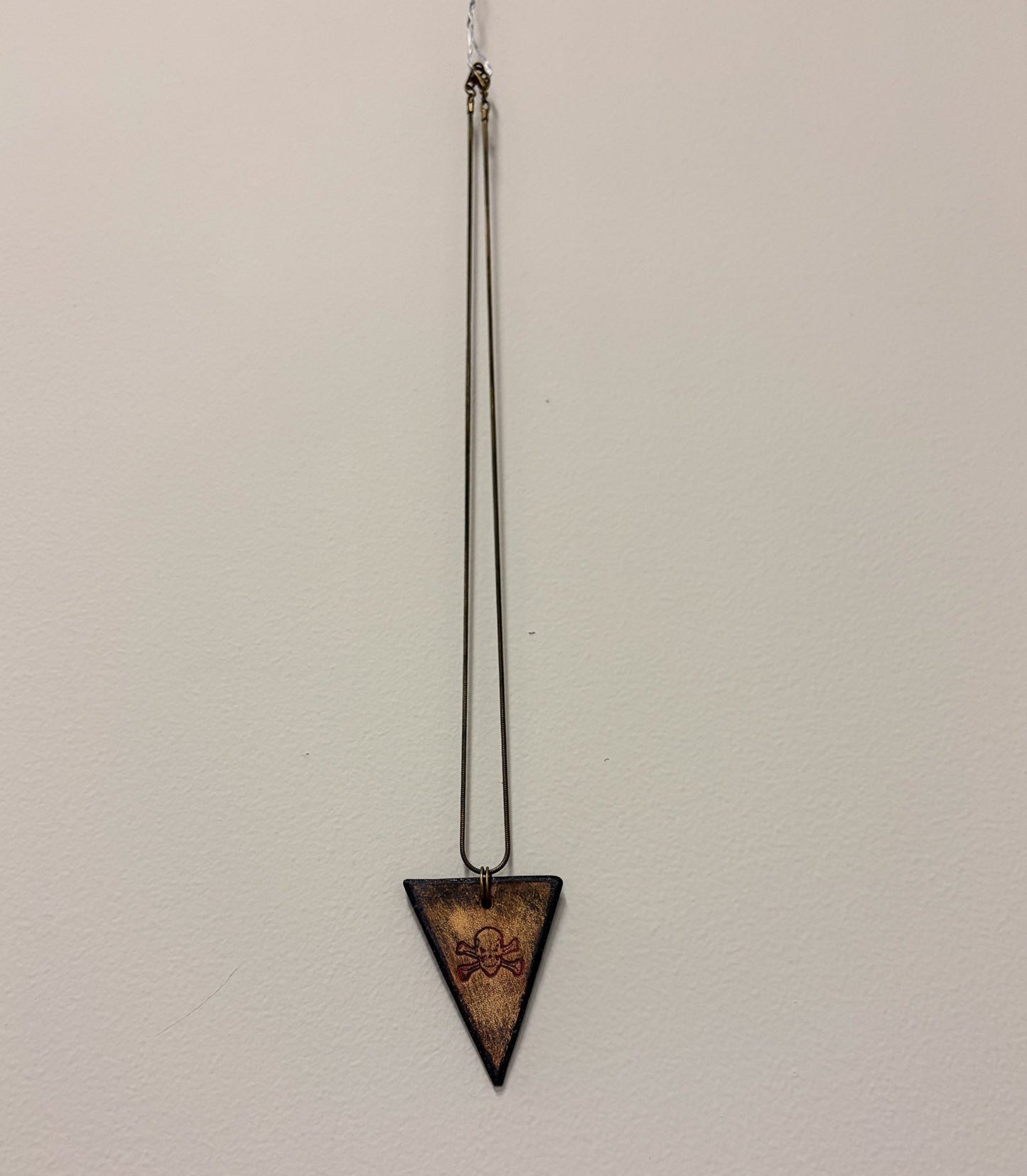 SKULL & CROSSBONES - Necklace