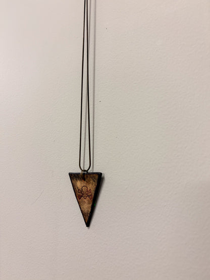 SKULL & CROSSBONES - Necklace